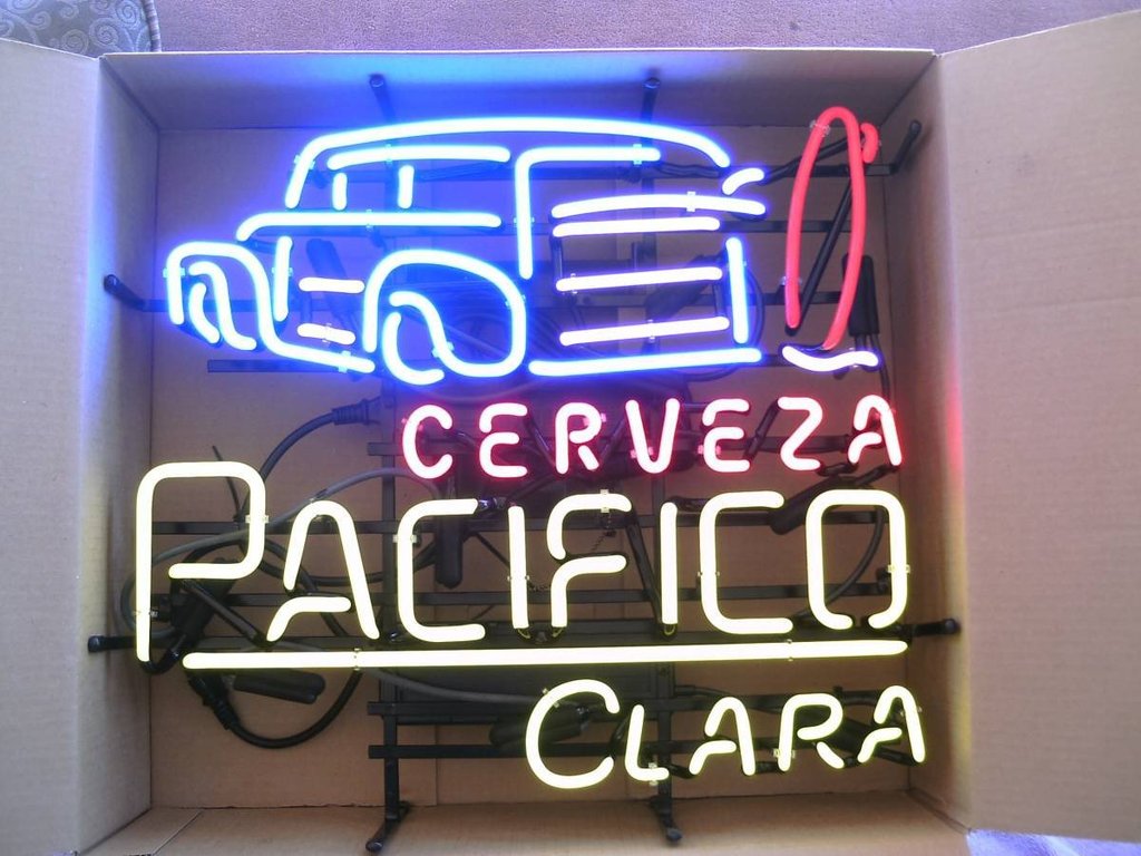 Custom Cerveza Pacifico Clara Woody Neon Sign Tube Neon Light