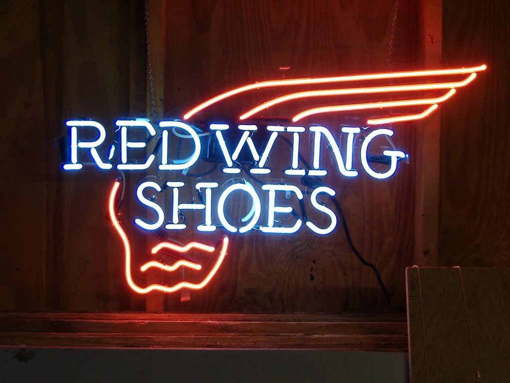 Custom Red Wing Neon Sign Tube Neon Light