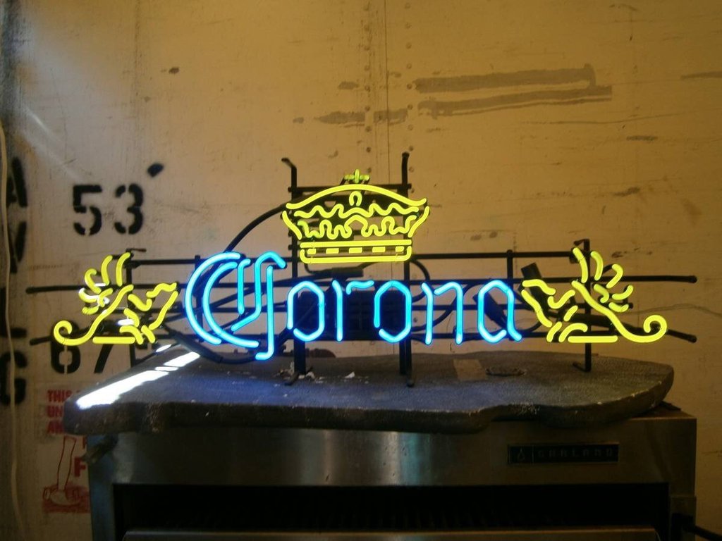 Custom Corona Neon Sign Tube Neon Light